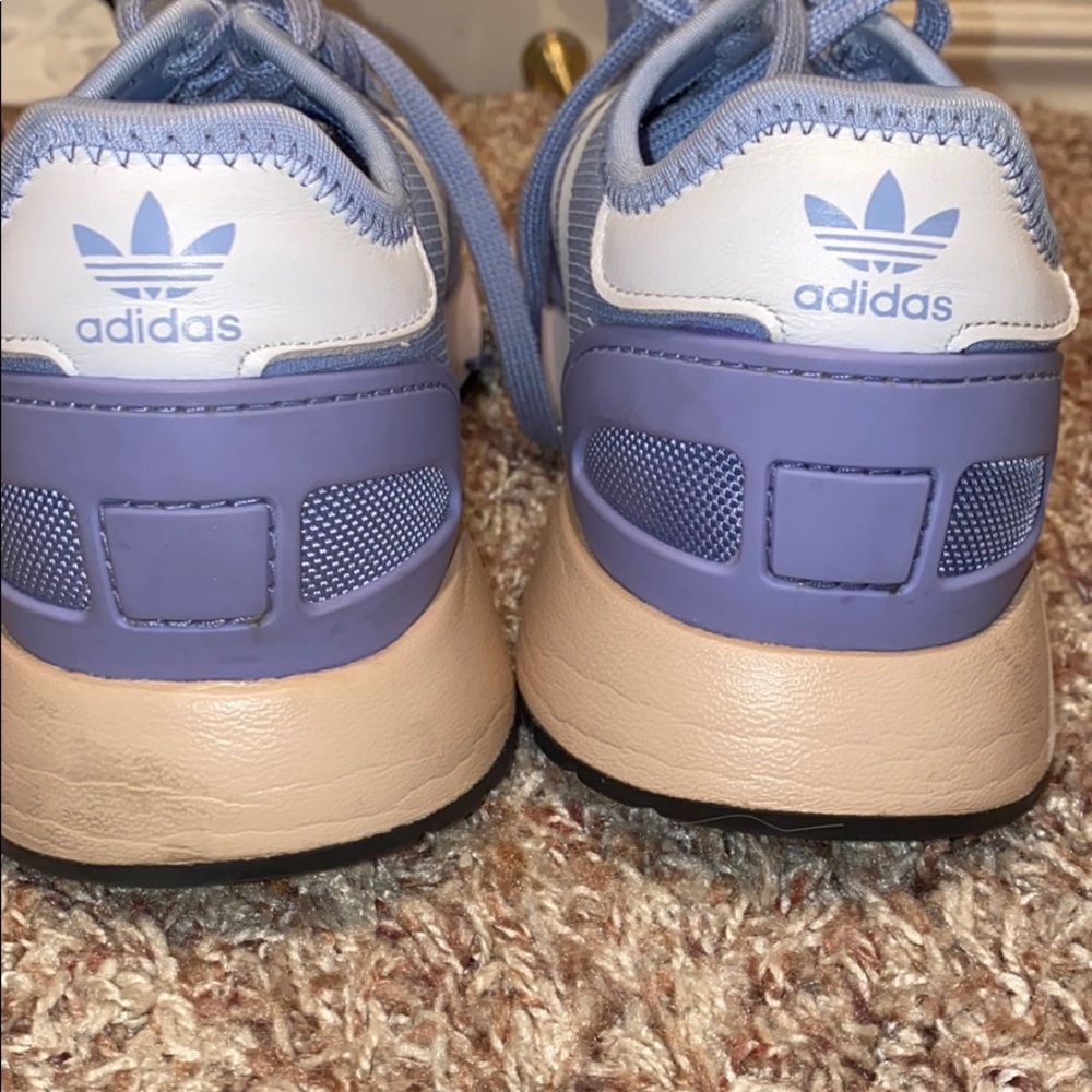 ADIDAS ladies shoes - Picture 2 of 3